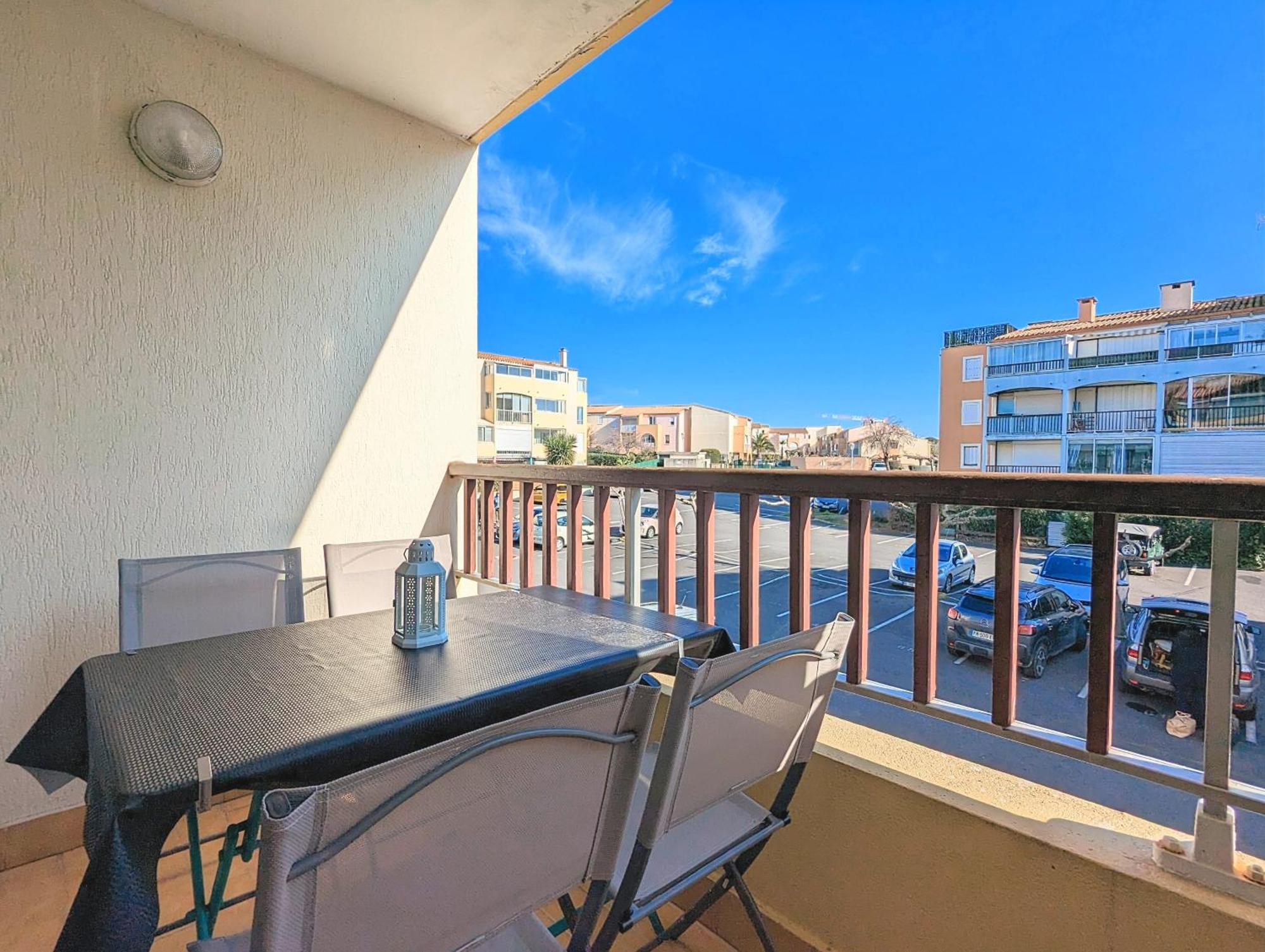 Appartement Au Calme + Parking Agde Extérieur photo