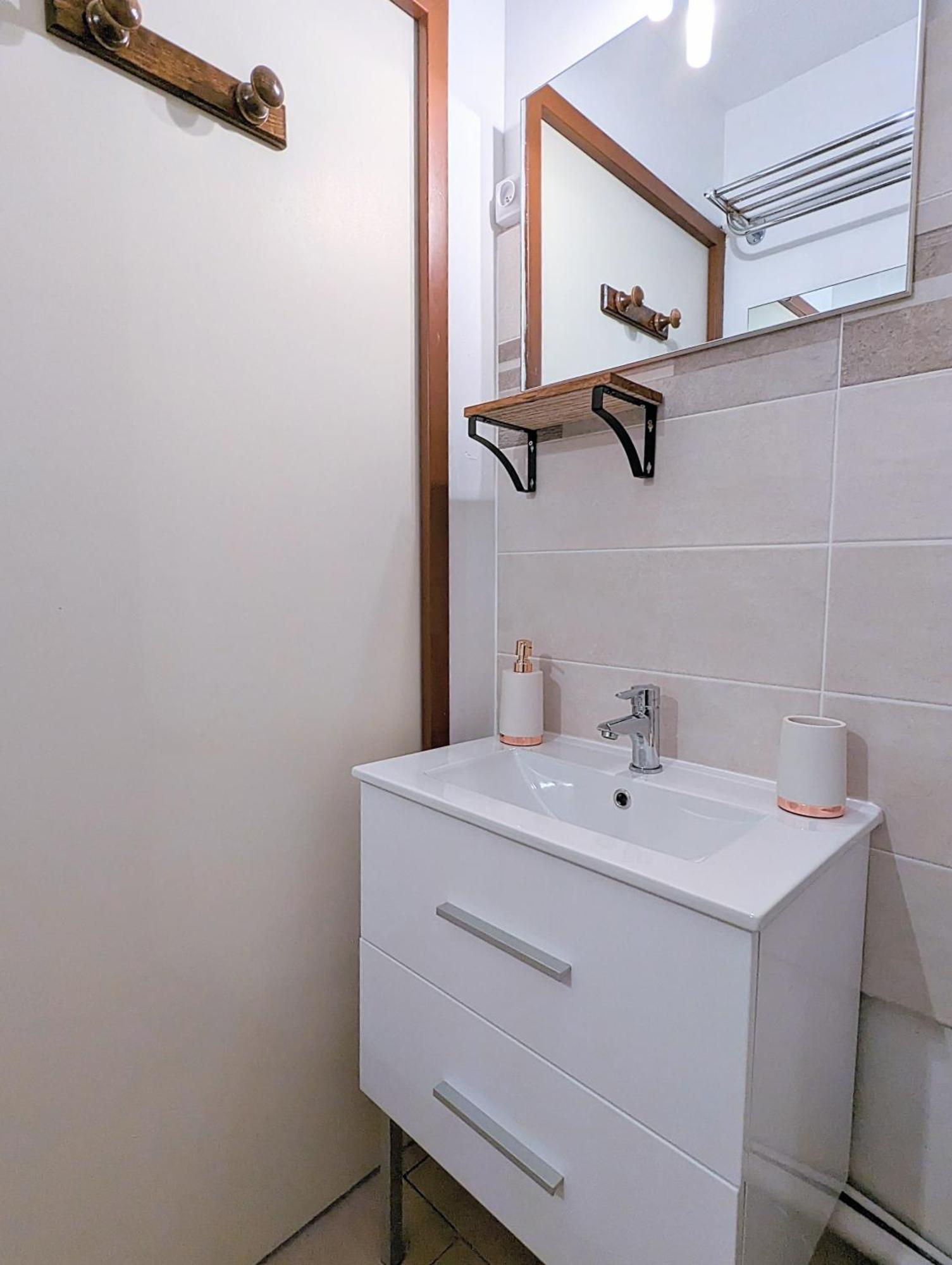 Appartement Au Calme + Parking Agde Extérieur photo